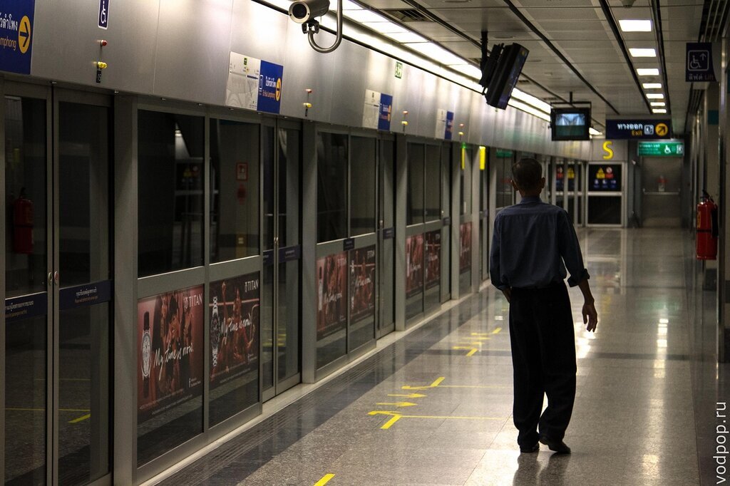 Подземное метро MRT Бангкок Подземное метро MRT Бангкок